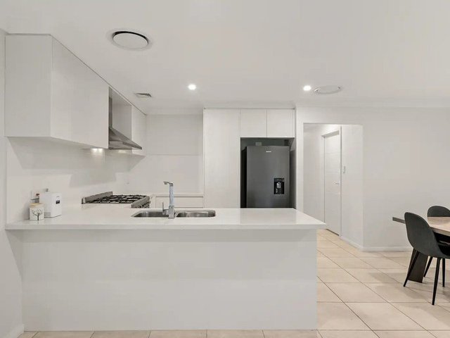 20/263 Camden Valley Way, NSW 2567
