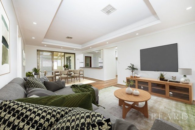 4 Chiton Place, WA 6027