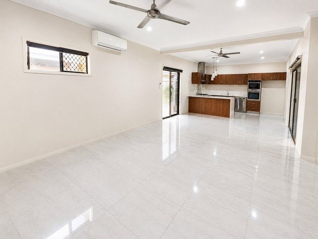 39 Blue Mountains Crescent, QLD 4018