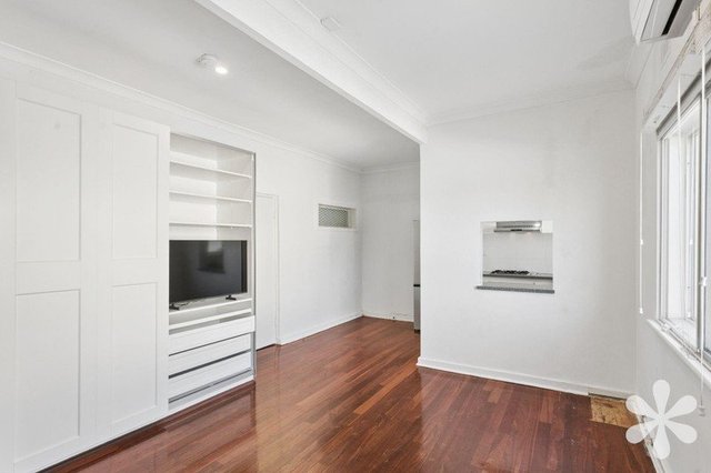 3/15 Eric Street, WA 6011