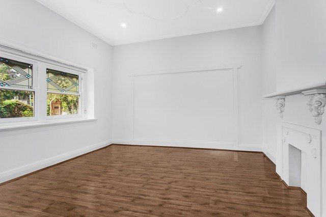 2 Urandaline Grove, VIC 3162