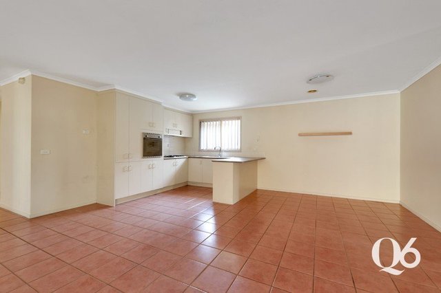 98 Robinsons Road, VIC 3023