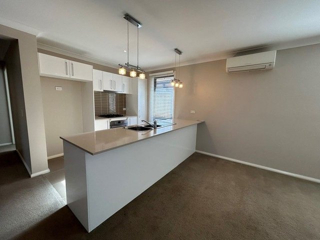 13 Greenhill Street, NSW 2570