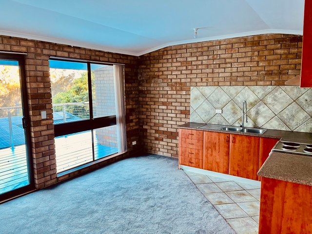 2/1 Woodbury Road, NSW 2546