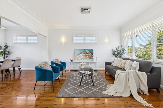 1 Spalding Crescent, NSW 2220