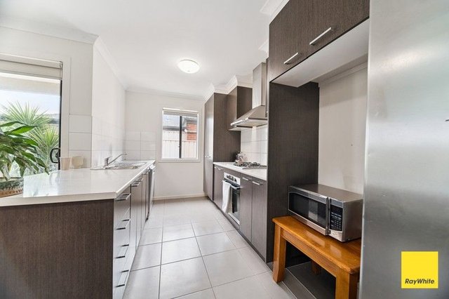 98 Bassett Drive, VIC 3551