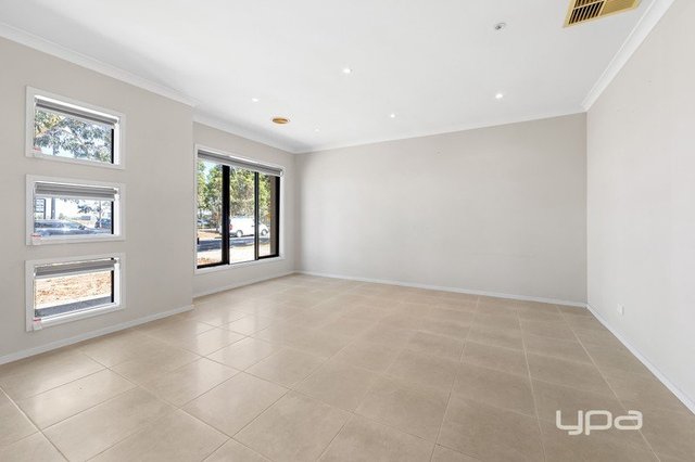 122 Tenterfield Drive, VIC 3023