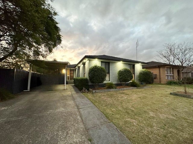 13 Cobb Avenue, NSW 2750