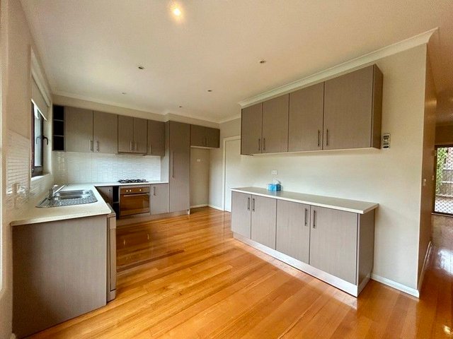 2/36 Eyre Street, VIC 3049