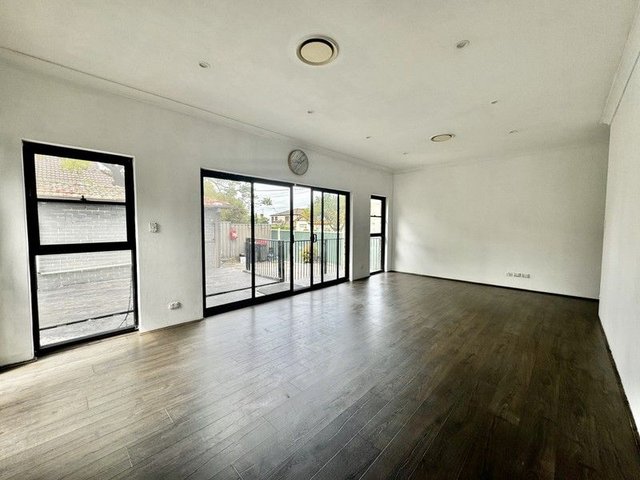 72 Park Road, NSW 2217