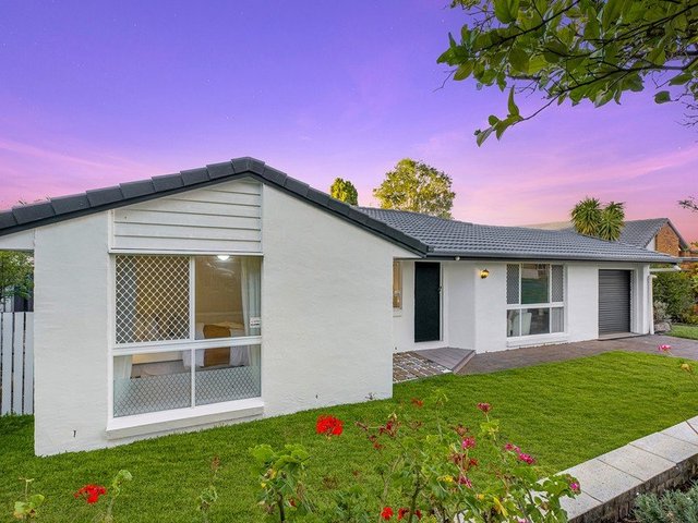 8 Intrepid Street, QLD 4074