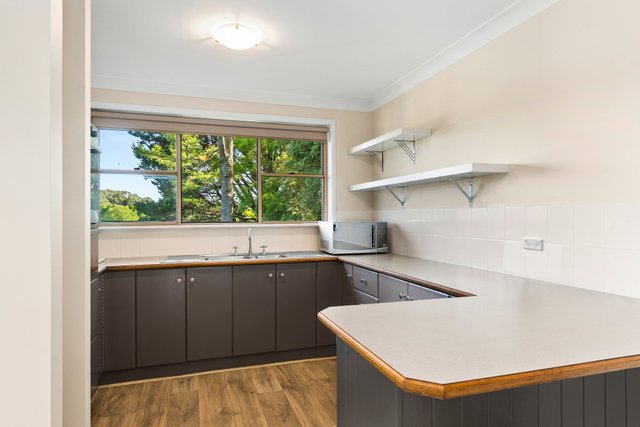 6 Swan Street, NSW 2577