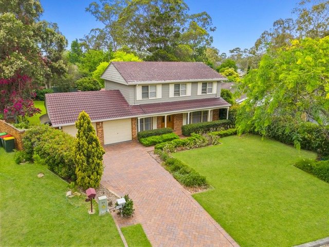 1 Adelong Place, NSW 2570