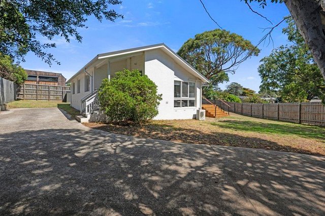 12 Fitzjohns Court, VIC 3944