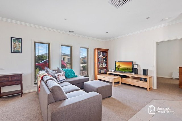 10 Henry Court, VIC 3551