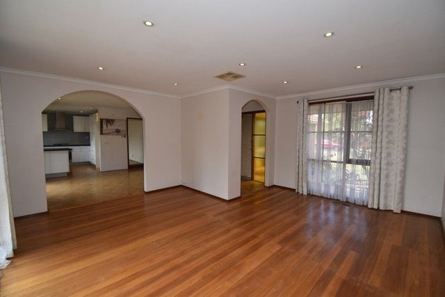 5 Dyer Court, VIC 3169