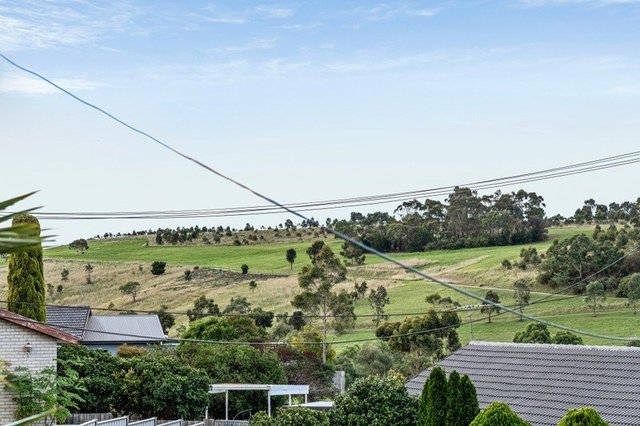10 Tooan Court, VIC 3049