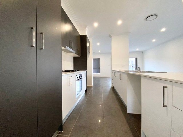 80 Kerrigan Crescent, NSW 2570