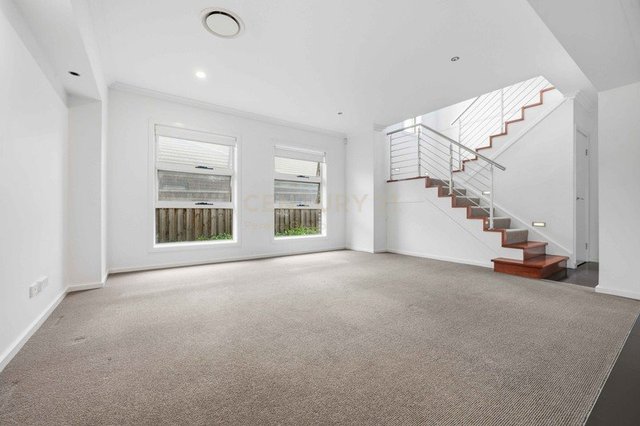 5 Bond Street, NSW 2570