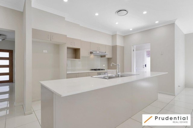 6 Gall Place, NSW 2570