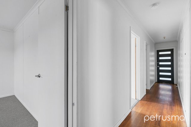 1/18 La Perouse Street, TAS 7018
