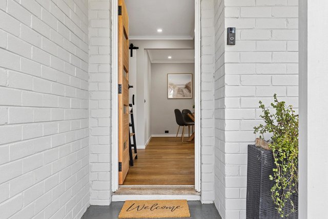 6 Searle Place, ACT 2615