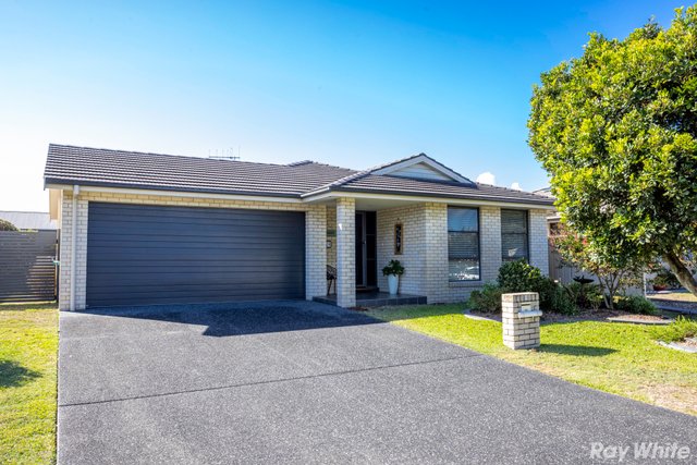 24 Massie Crescent, NSW 2428
