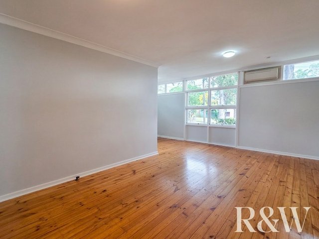 15 Kurama Crescent, NSW 2770