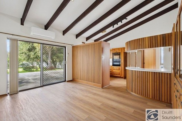 392 Huntriss Road, WA 6018