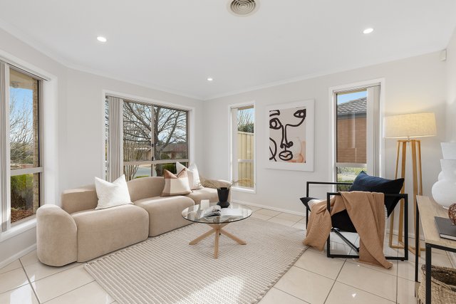 35 Stump Jump Crescent, ACT 2615