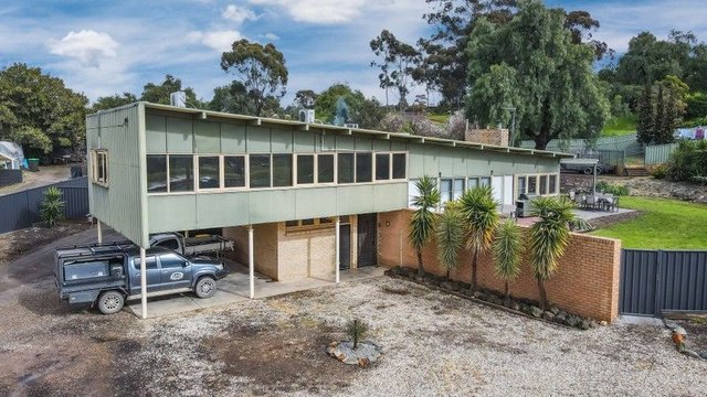 227 Eaglehawk Road, VIC 3550