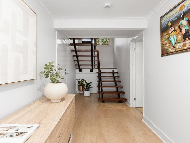 64 Dandenong Road, QLD 4074