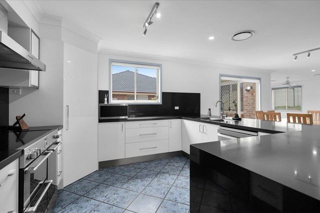 70 Waterworth Drive, NSW 2567