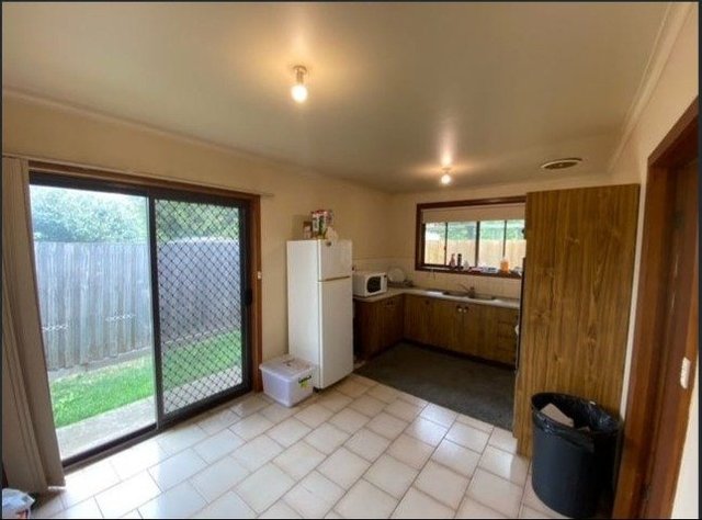 2/5 Brack Avenue, VIC 3012