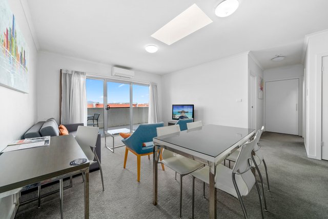 VUE Residences - 1-bed Apartment - Lakeside Life, ACT 2900