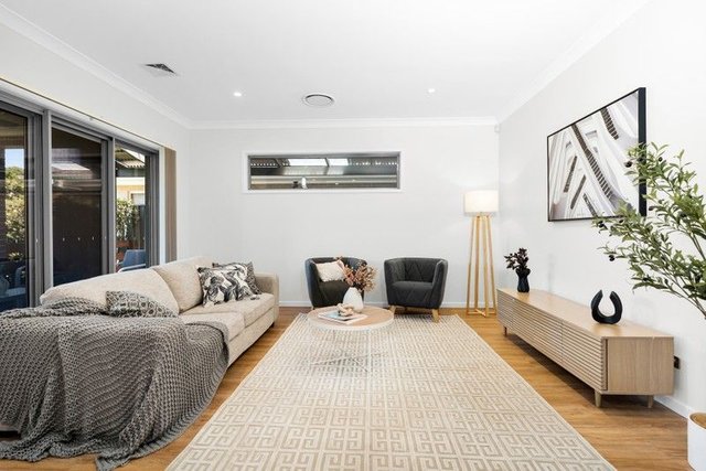 18 Yallambi Street, NSW 2571