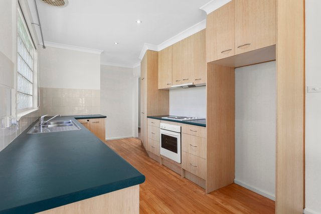 154 Strickland Crescent, ACT 2600