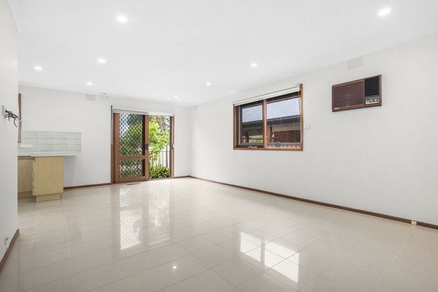 5 Hunt Crescent, VIC 3169