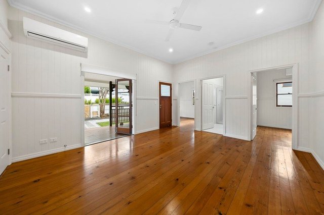 17 Knowles Street, QLD 4066
