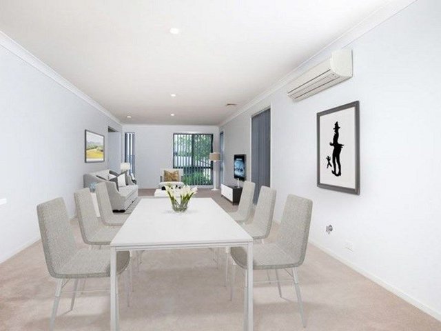 5 Maran Street, NSW 2570