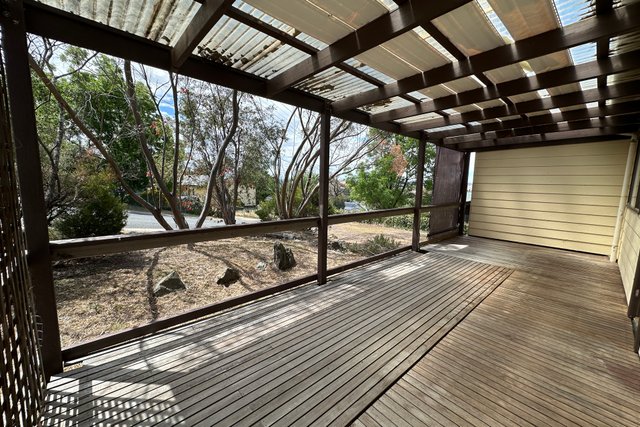 9 Giwang Street, NSW 2630