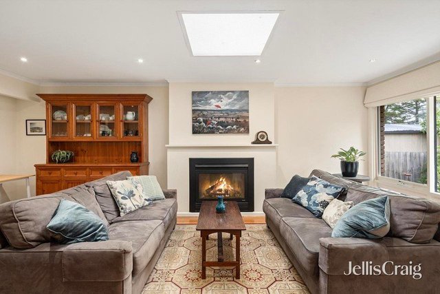 8 Blenheim Street, VIC 3135