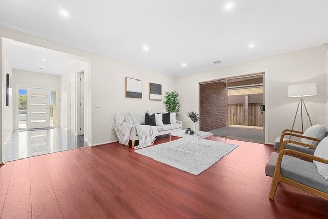 12 Patrick Close, VIC 3975