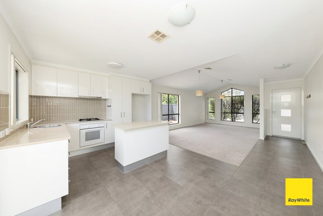 5/4-6 McMahon Drive, NSW 2621