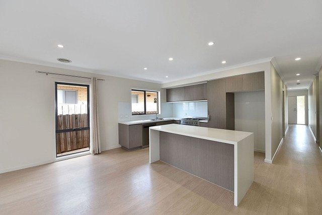 28 Loxley Circuit, VIC 3049
