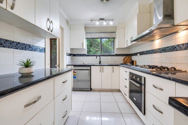 4 Dongara Court, NT 0812