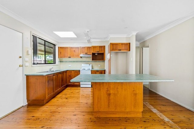 11 Woodland Crescent, NSW 2567