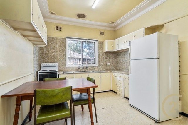 21 Phillip Avenue, NSW 2166