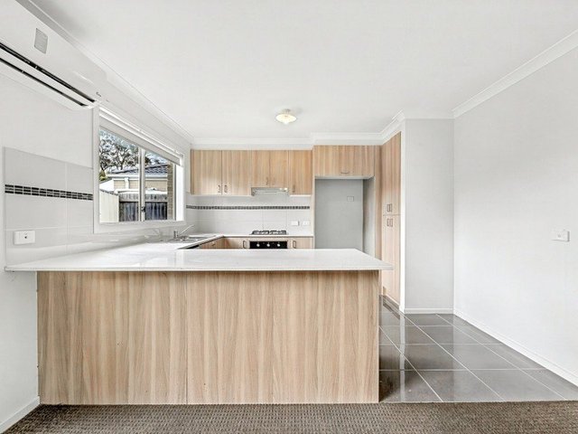44 Warrenwood Place, VIC 3910