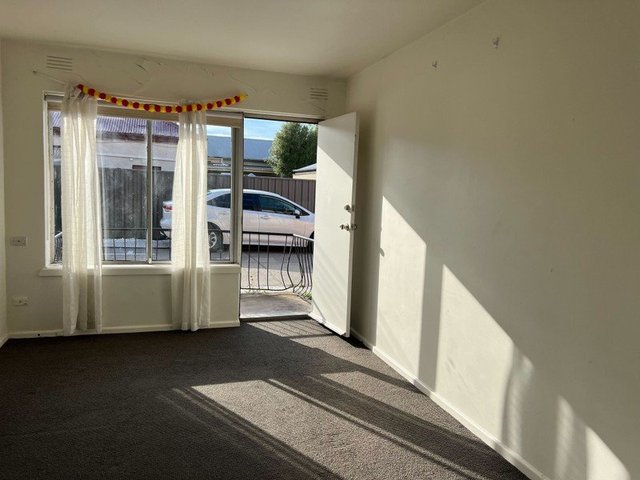 2/13 Ridley Street, VIC 3020